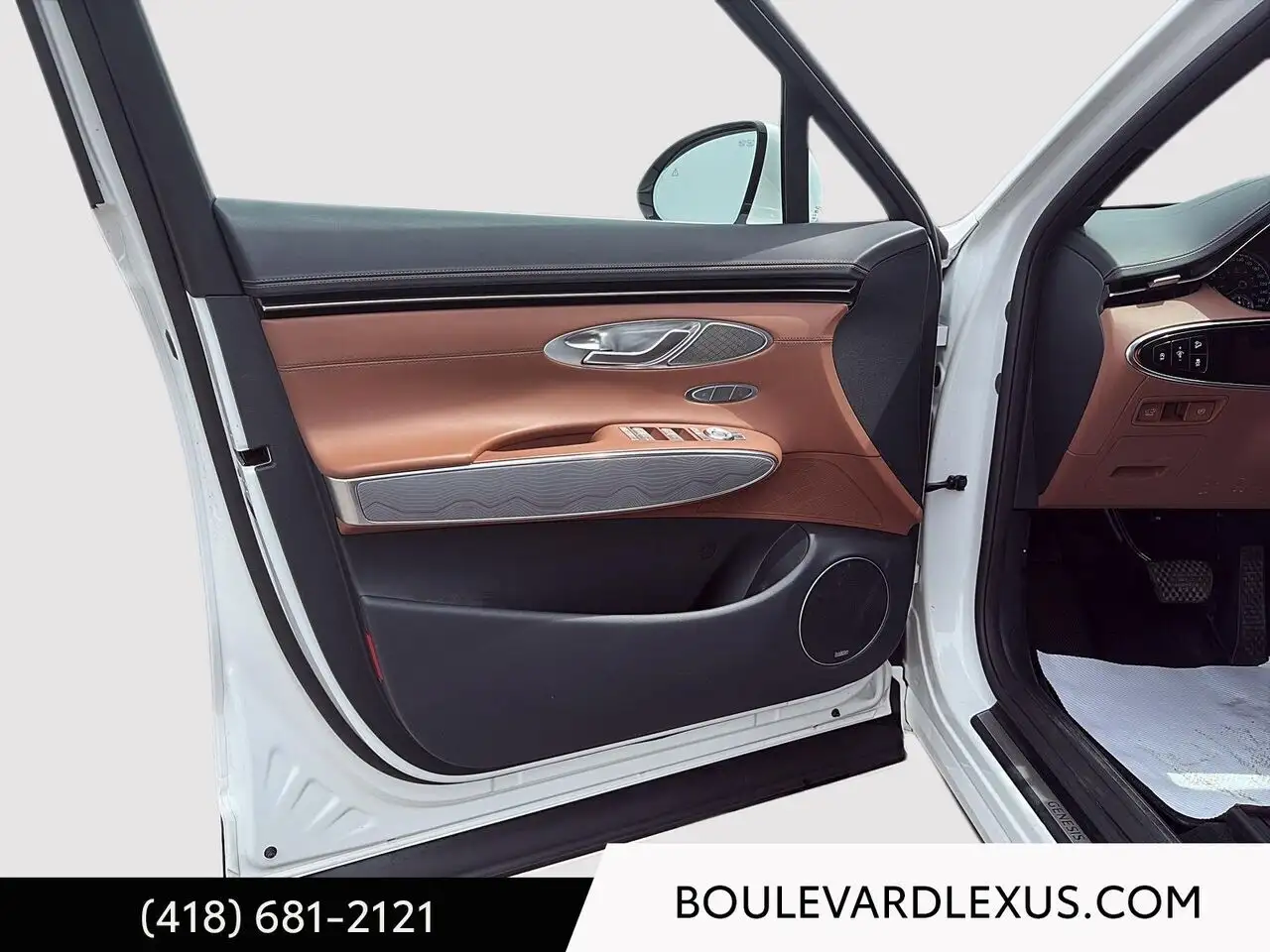 Genesis GV70 photo Genesis GV70