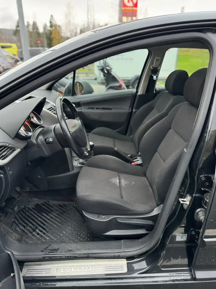 Peugeot 207 1.4 HDi 70ch Trendy