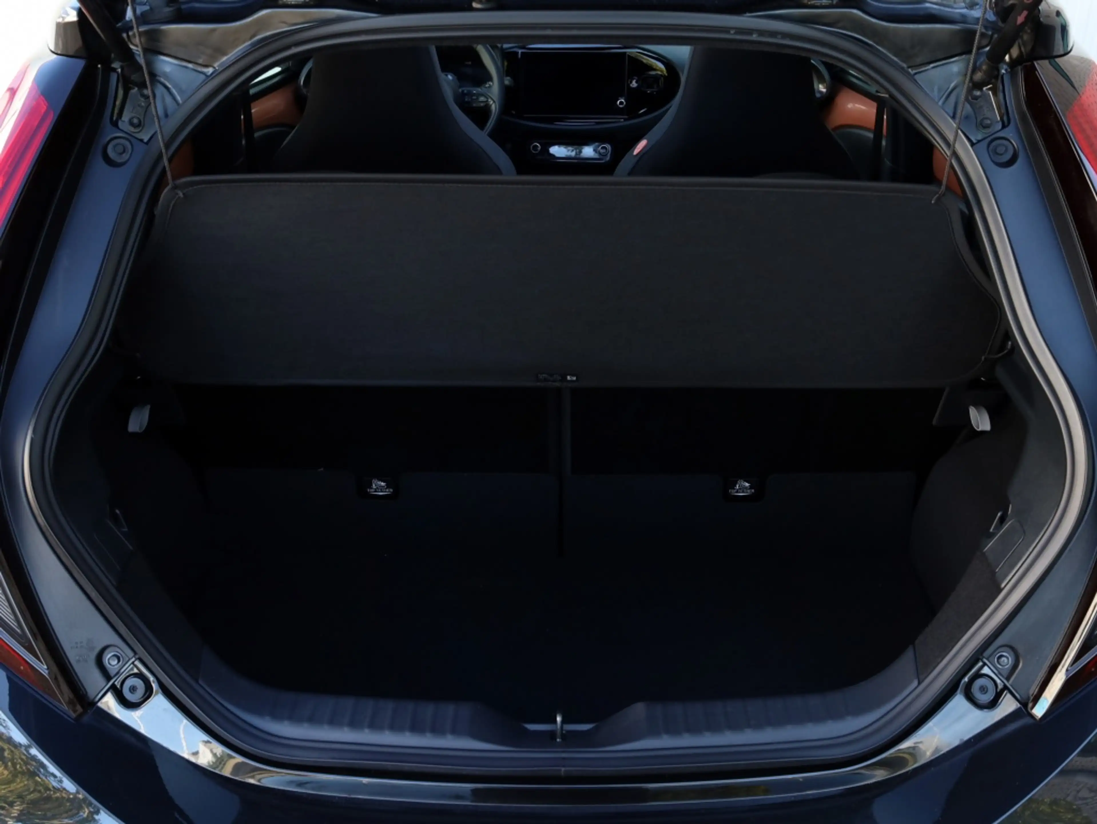 Toyota Aygo X Hybrid 115 envy | Lounge Pack | Vouwdak | JBL — photo 32