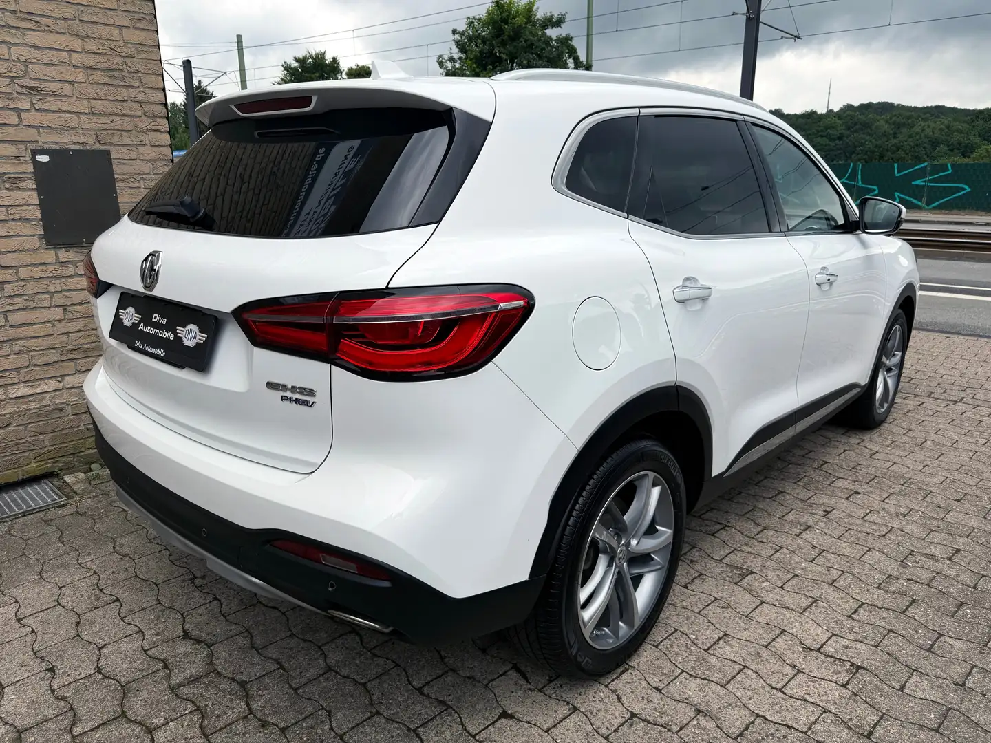 MG EHS PHEV Comfort Wit - 2