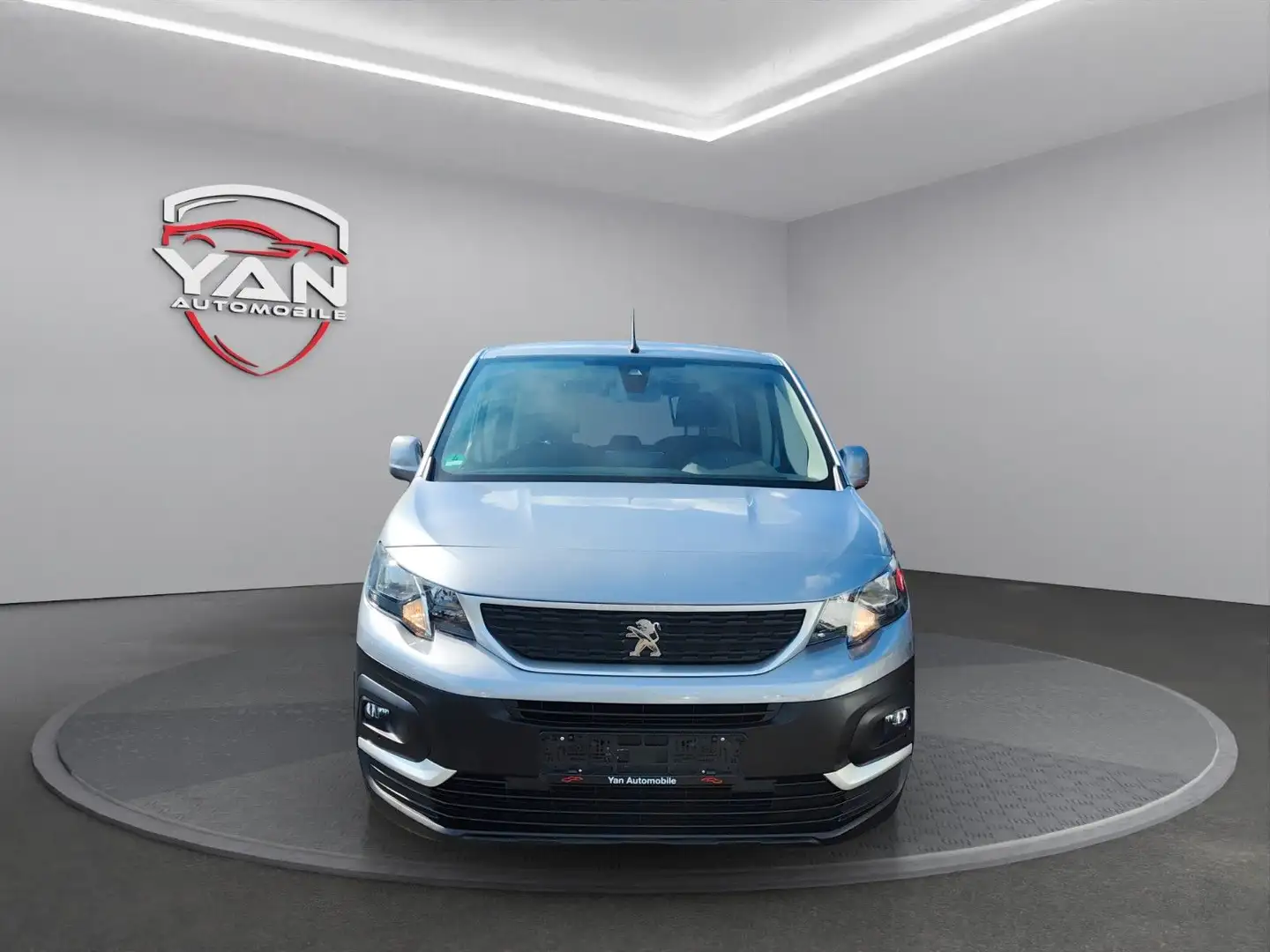 Peugeot Rifter Active L1 1.2 Klima Tempomat Grau - 2