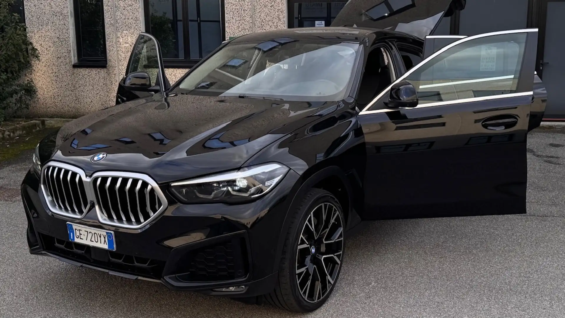 BMW X6 X6 G06 xdrive40d mhev 48V Business auto Nero - 2