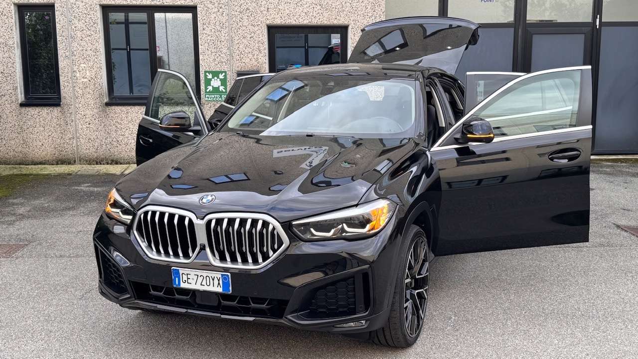 BMW X6 X6 G06 xdrive40d mhev 48V Business auto