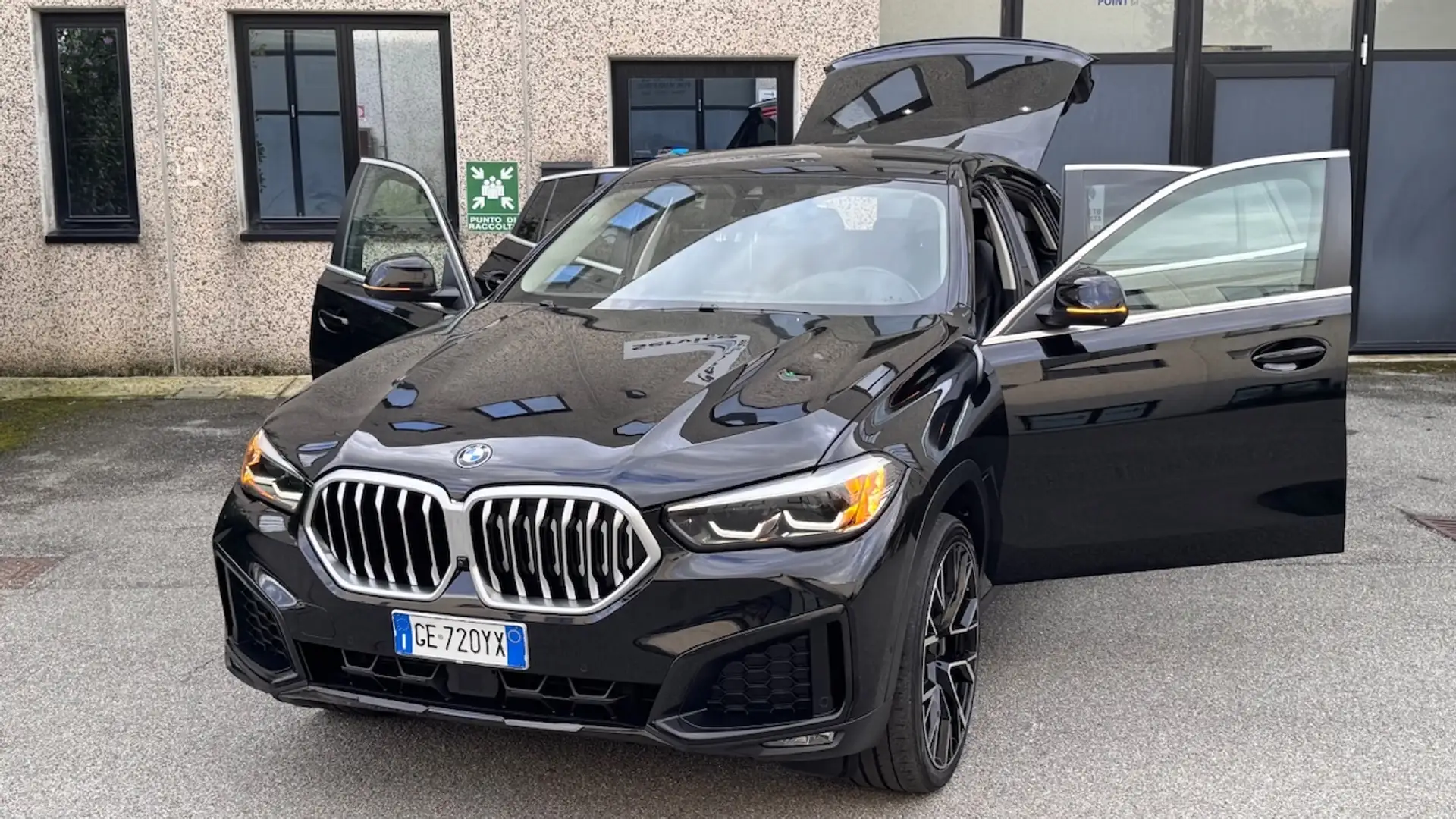 BMW X6 X6 G06 xdrive40d mhev 48V Business auto Nero - 1