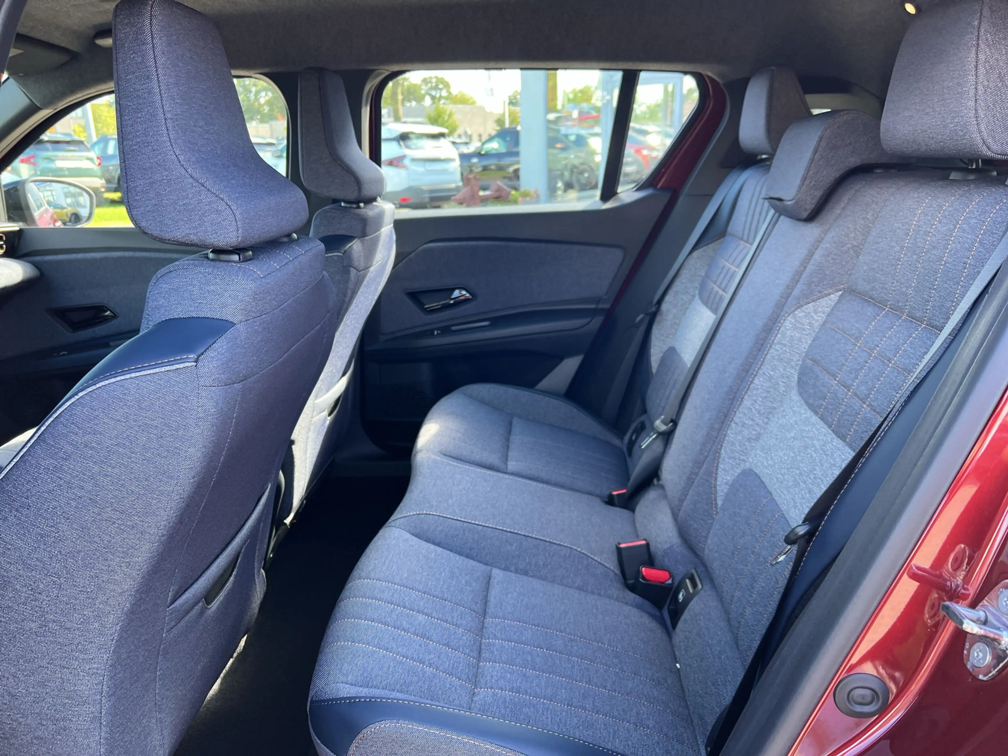 Renault R 4 E-Tech 150 Comfort Range Techno SHZ+RFK+PDC — photo 10