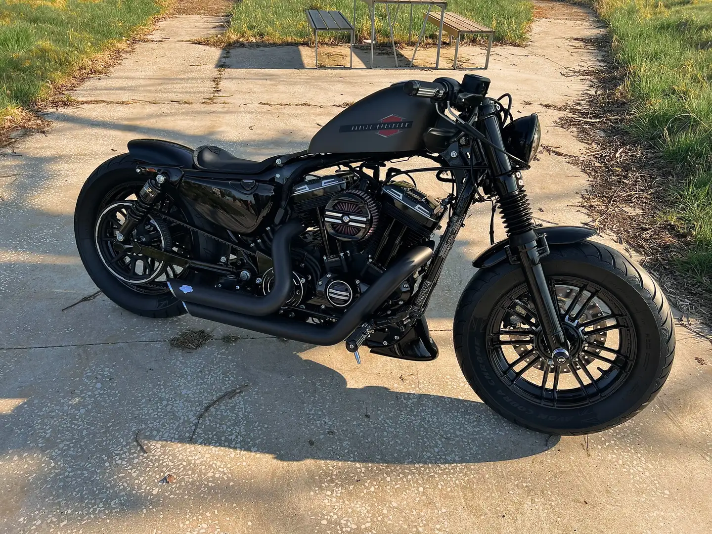 Harley-Davidson Sportster Forty Eight Bobber One of One Custom avec seulement 900kms Gris - 2