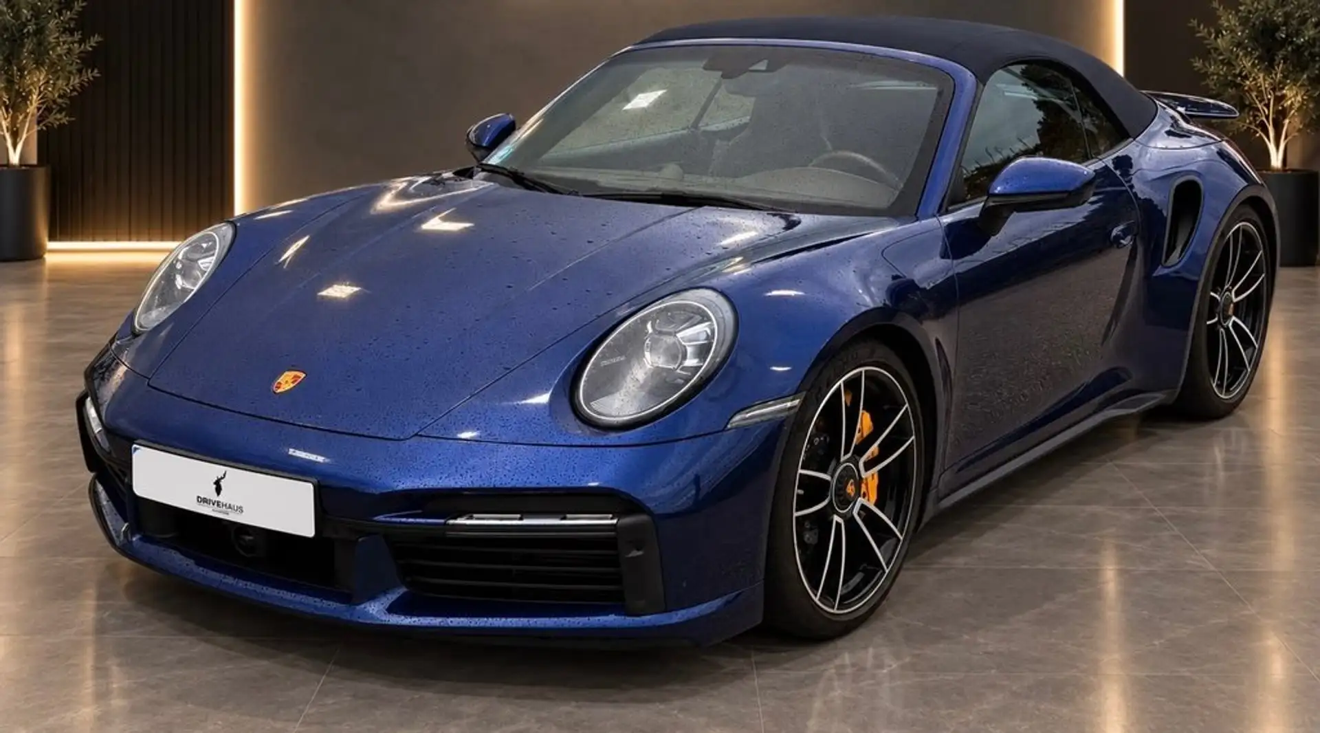 포르쉐 911 Turbo S Cabriolet 2020 블루 사진 2