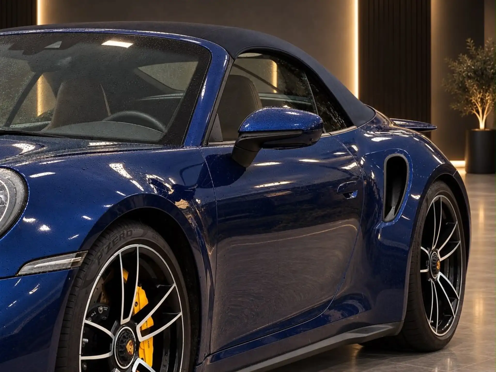 포르쉐 911 Turbo S Cabriolet 2020 블루 사진 4