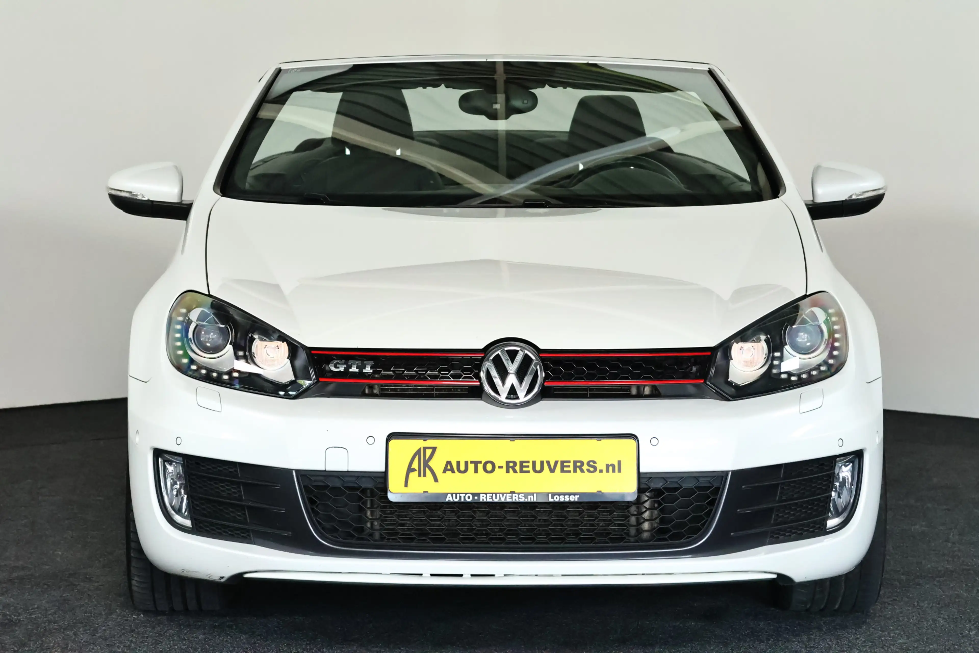 Volkswagen Golf Cabriolet 2.0 TSI GTI Cruise / Leder / Navi / Xenon / Dynaud — photo 8