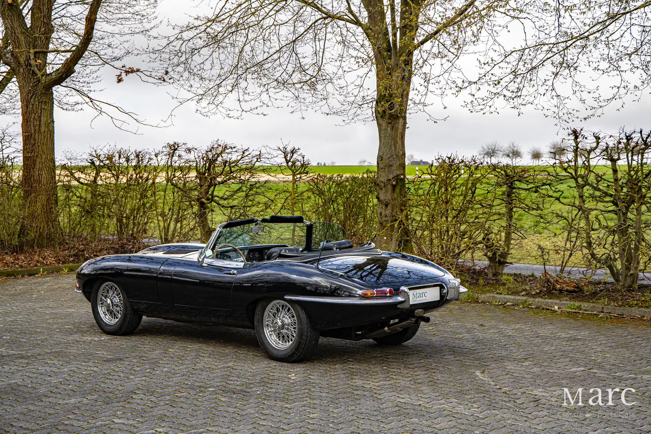 Jaguar E-Type Roadster Serie 1,5 4.2 Liter / Matching Numbers, foto 4