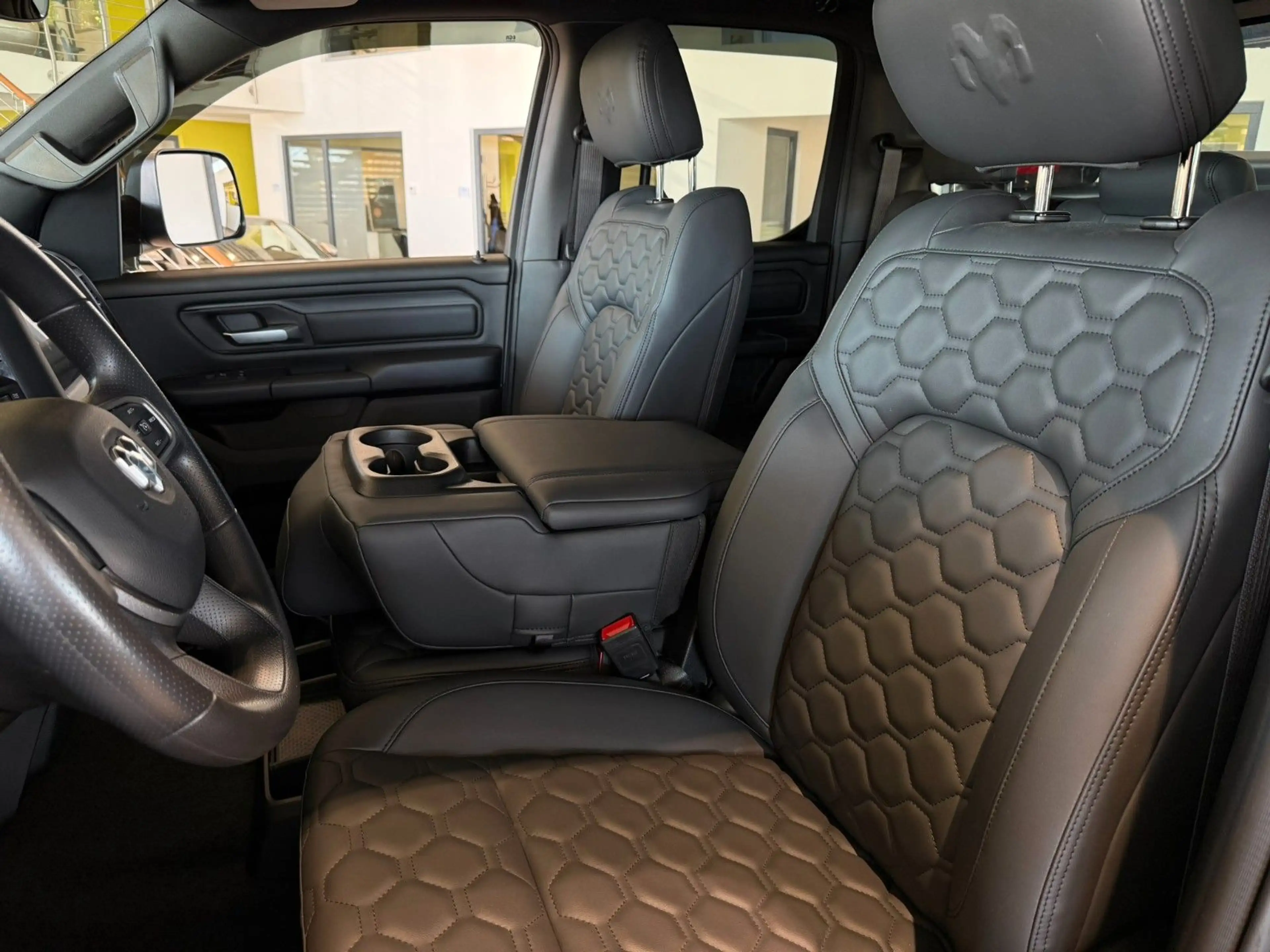 Dodge RAM 1500*Klima*AHK*Kamera*LED* — photo 14