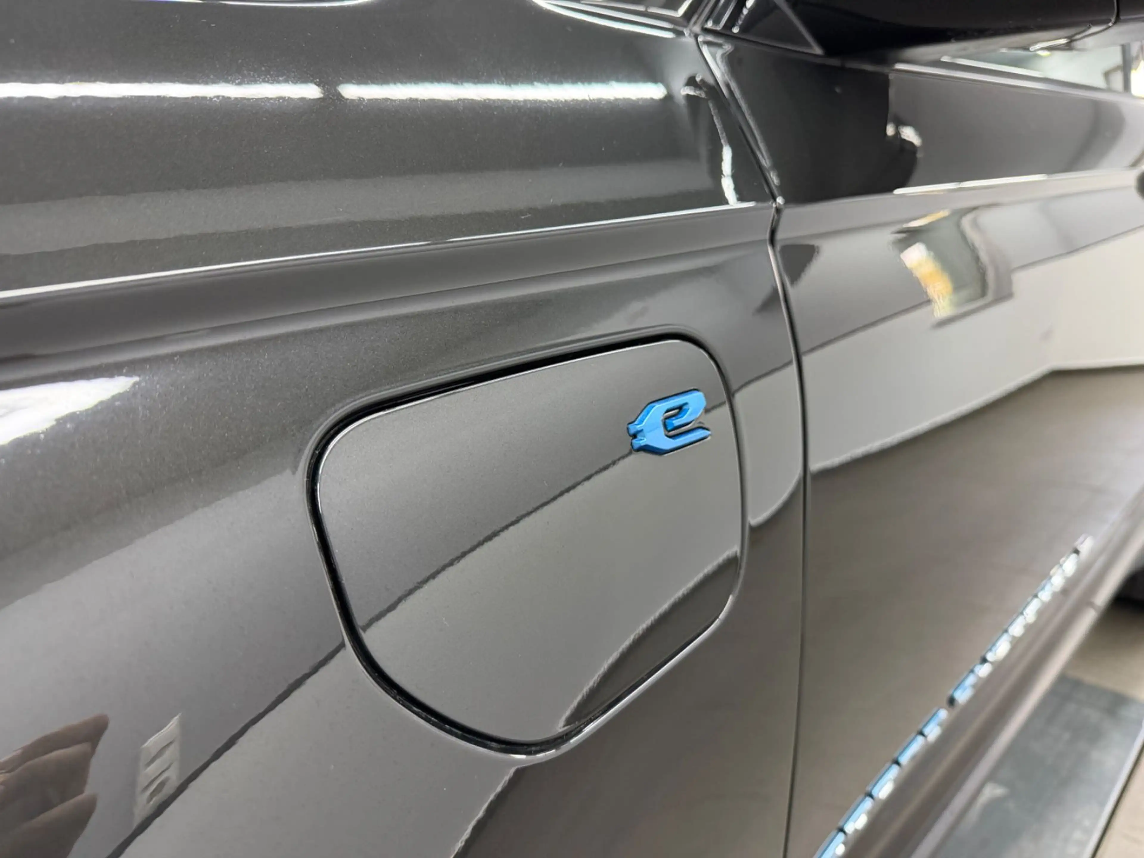 Jeep Grand Cherokee 2.0 Limited 4XE*4xDispl*4xSH*Pano — photo 10
