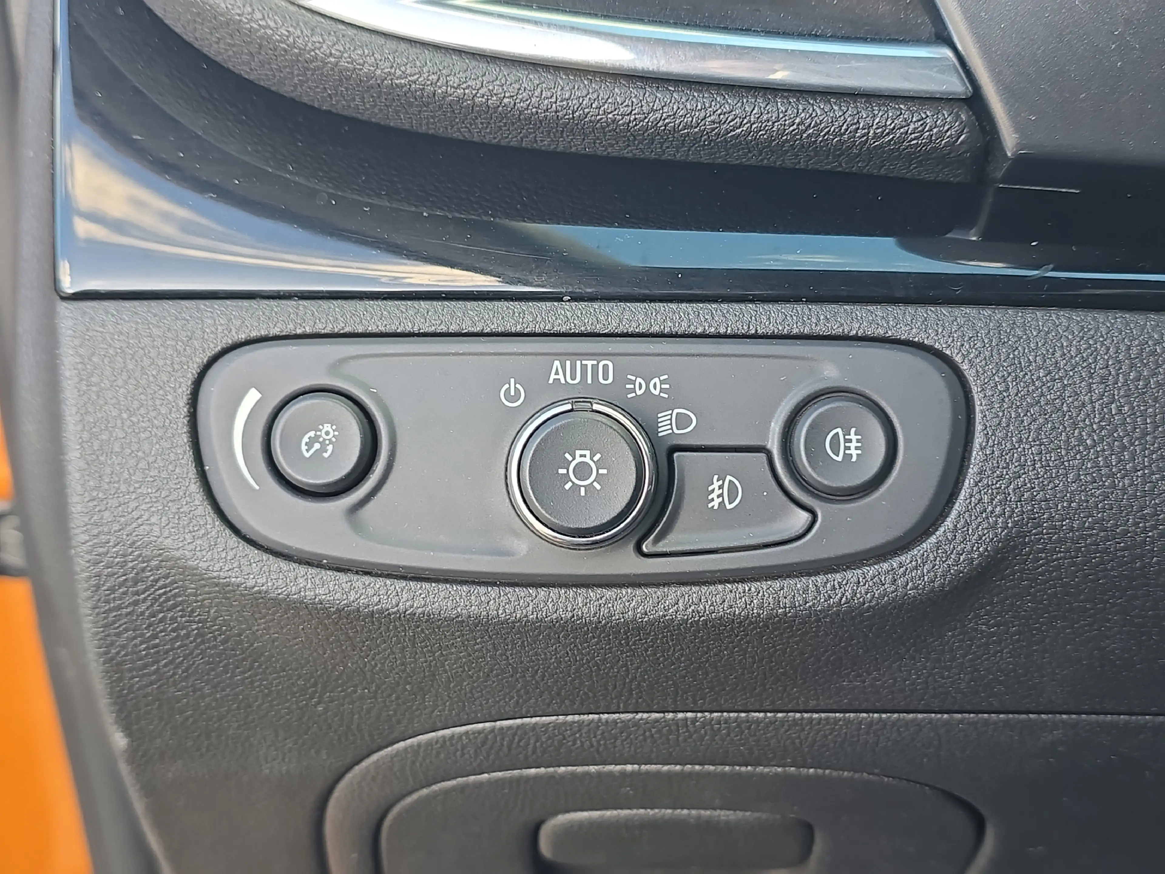 Opel Mokka X 1.6 D Innovation **Anhängerkupplung** — photo 14