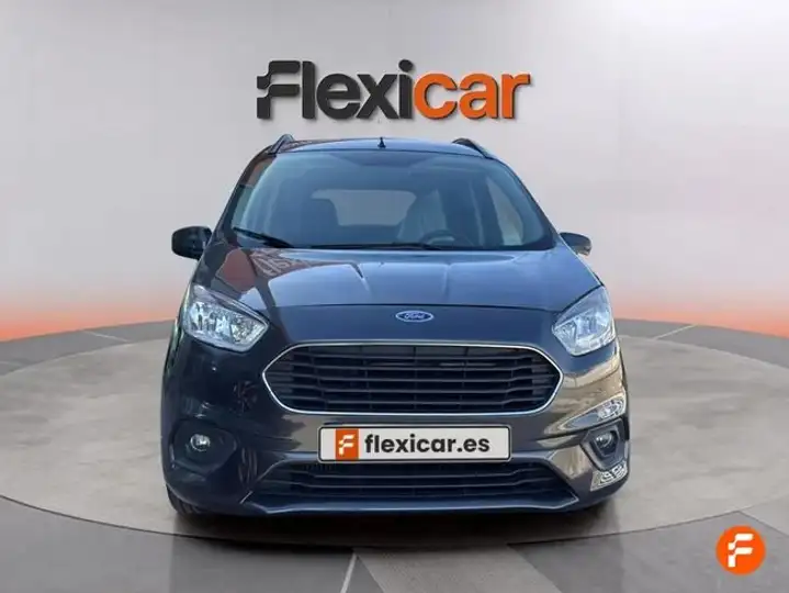 Ford Transit Courier 2020, foto 7