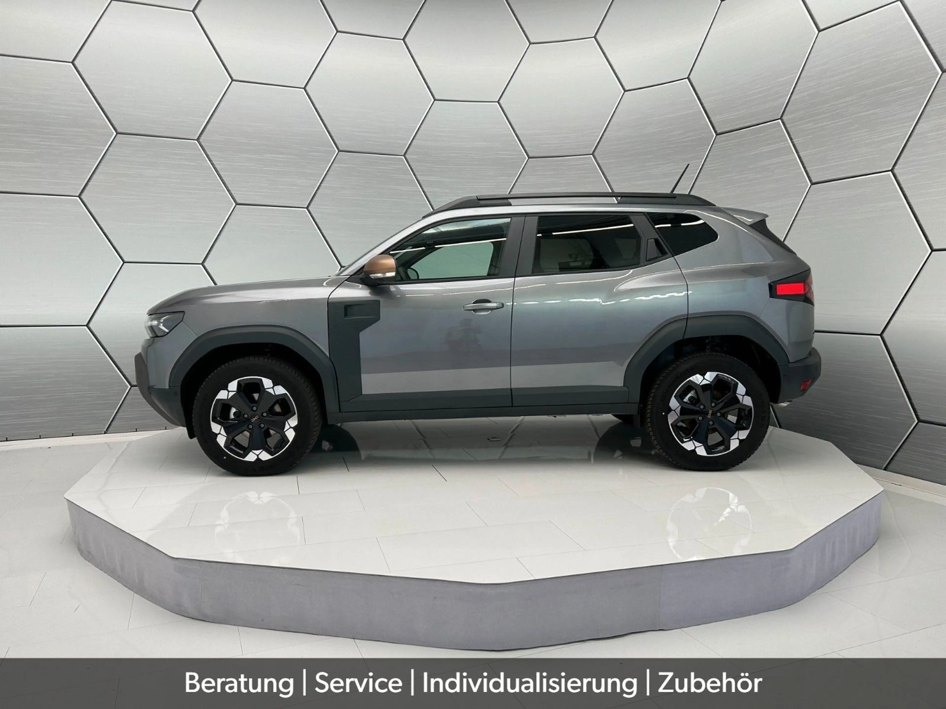 Dacia Duster Extreme hybrid 155 Winter-Plus/City — photo 3