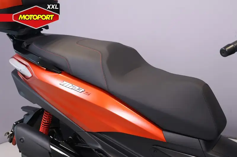 Piaggio MP3 400 - foto 8