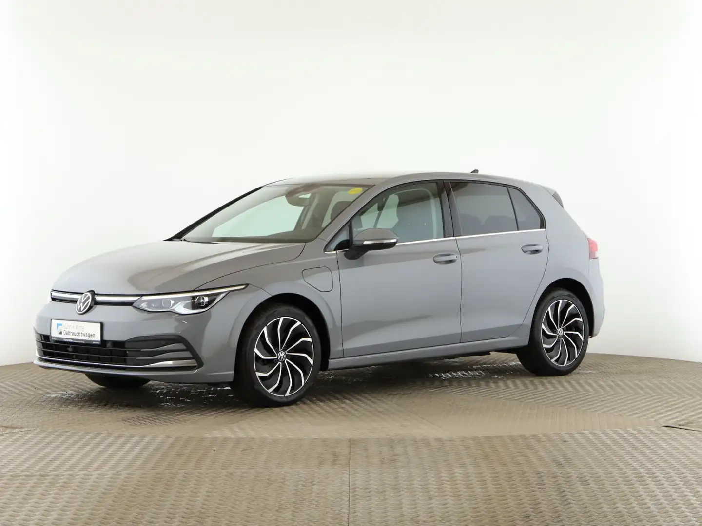 Volkswagen Golf VIII 1.4 TSIe *HYBRID*ACC*LED*SHZ*PDC*Navi* Gris - 2