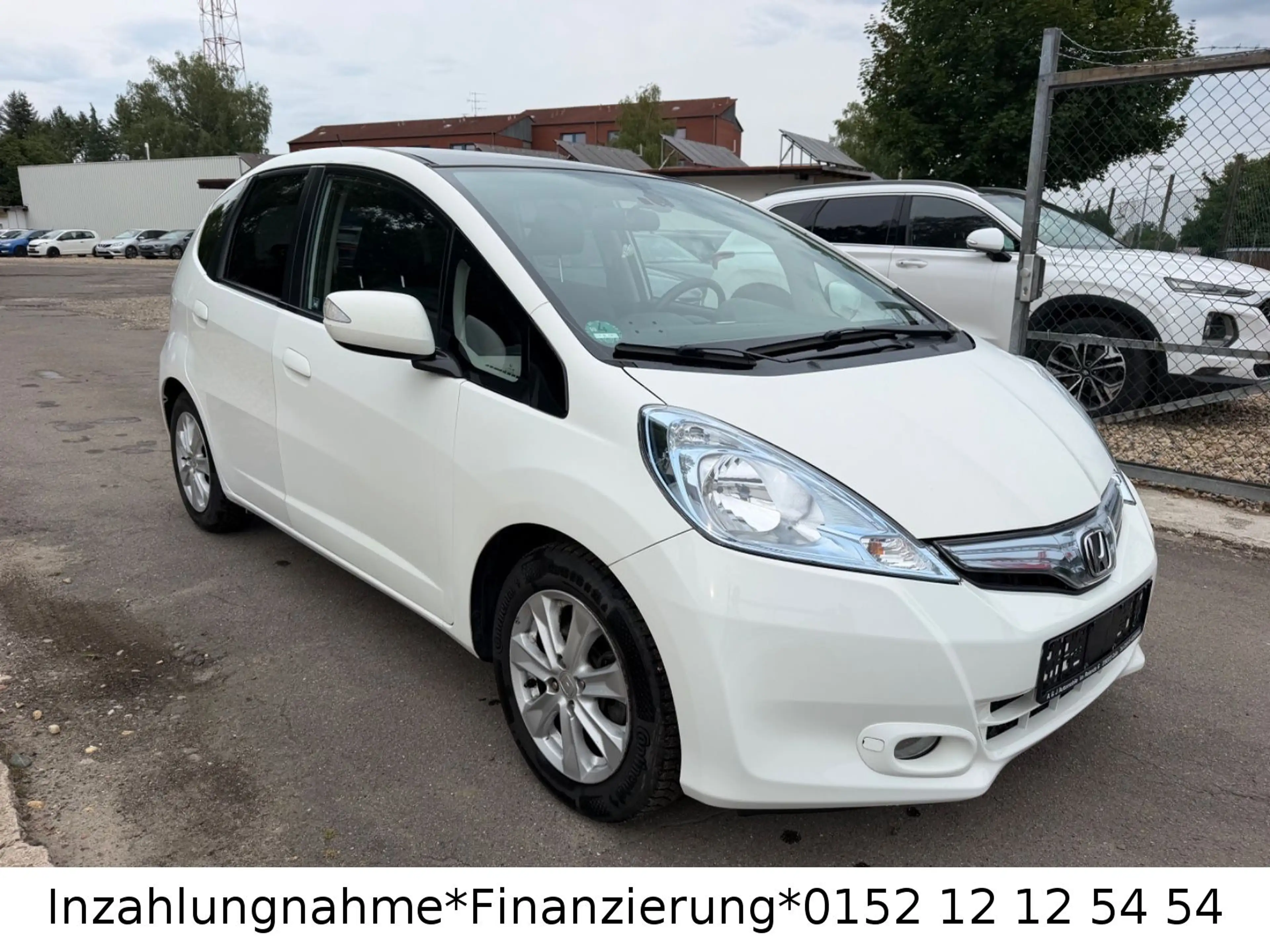 Honda Jazz 1.3 Hybrid Comfort — photo 2