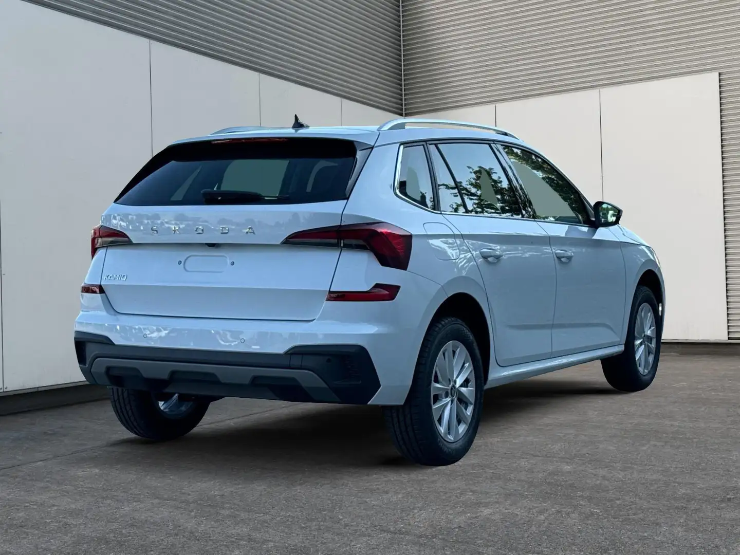 Skoda Kamiq Selection DSG+ACC+SHZ+RFK+PDC+KESSY+SUNSET 1.0 ... Blanc - 2
