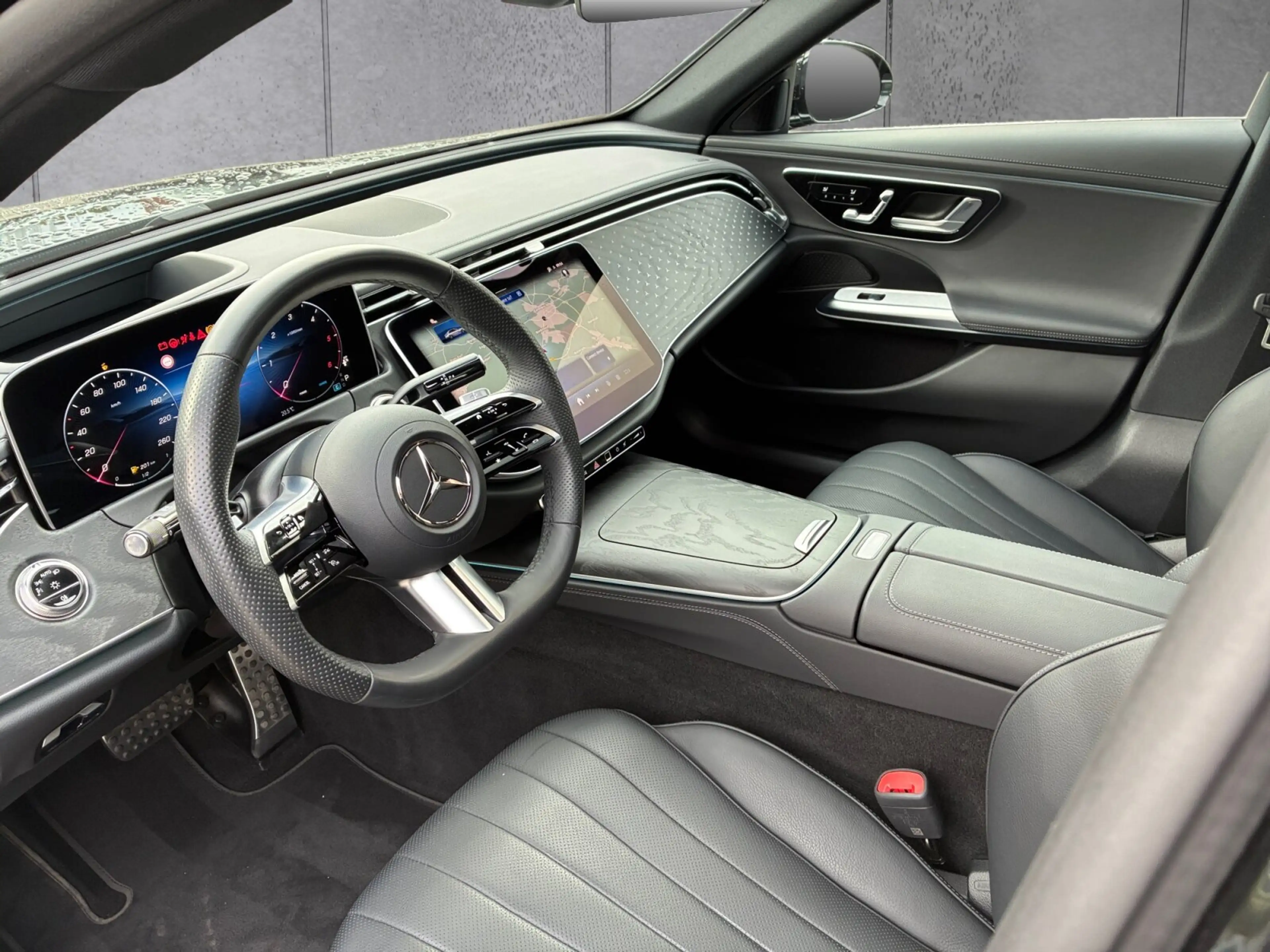 Mercedes-Benz E 450 E 450 d 4M AMG/Digital-Light/Pano/Distronic/360° — photo 11