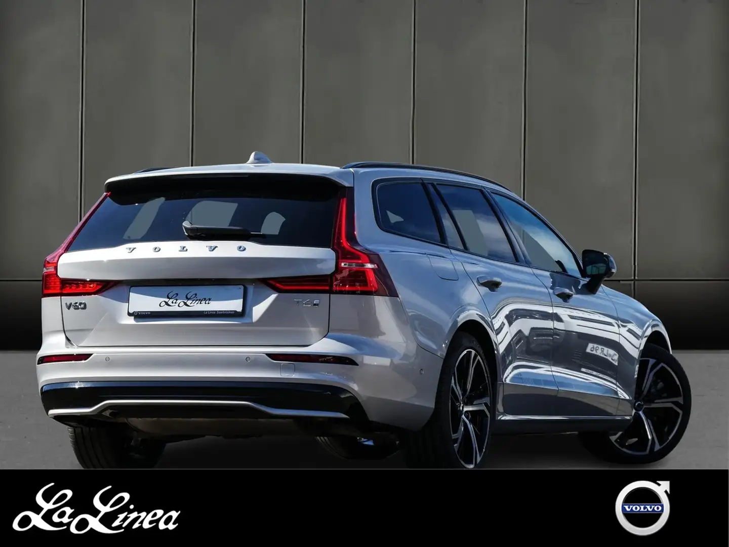 Volvo V60 T6 Plus Dark-Pano/Memory/360 Silber - 2