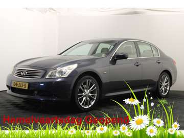 AWD |Camera|Navi|Stoelverw.| *Hemelvaart open*
