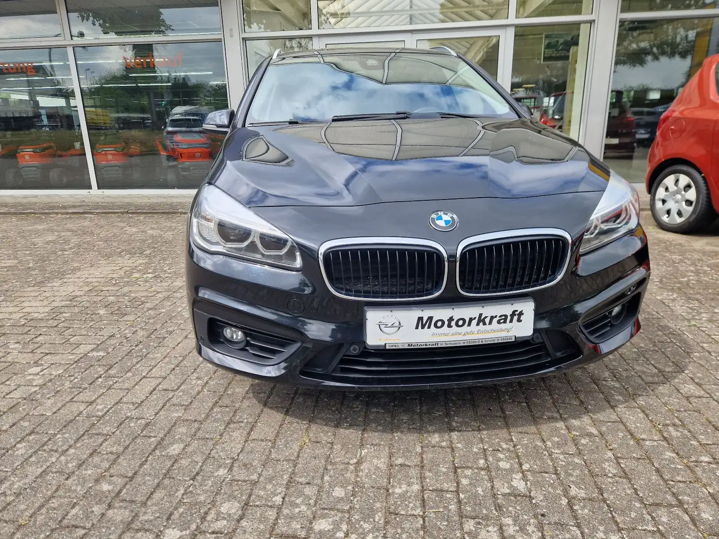 BMW 218 Baureihe 2 Active Tourer 218 i Nero - 2