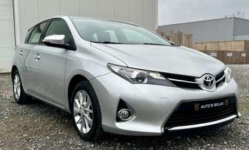 Auris 1.33 Dual-VVT-i / CAM / MEDIA SCHERM
