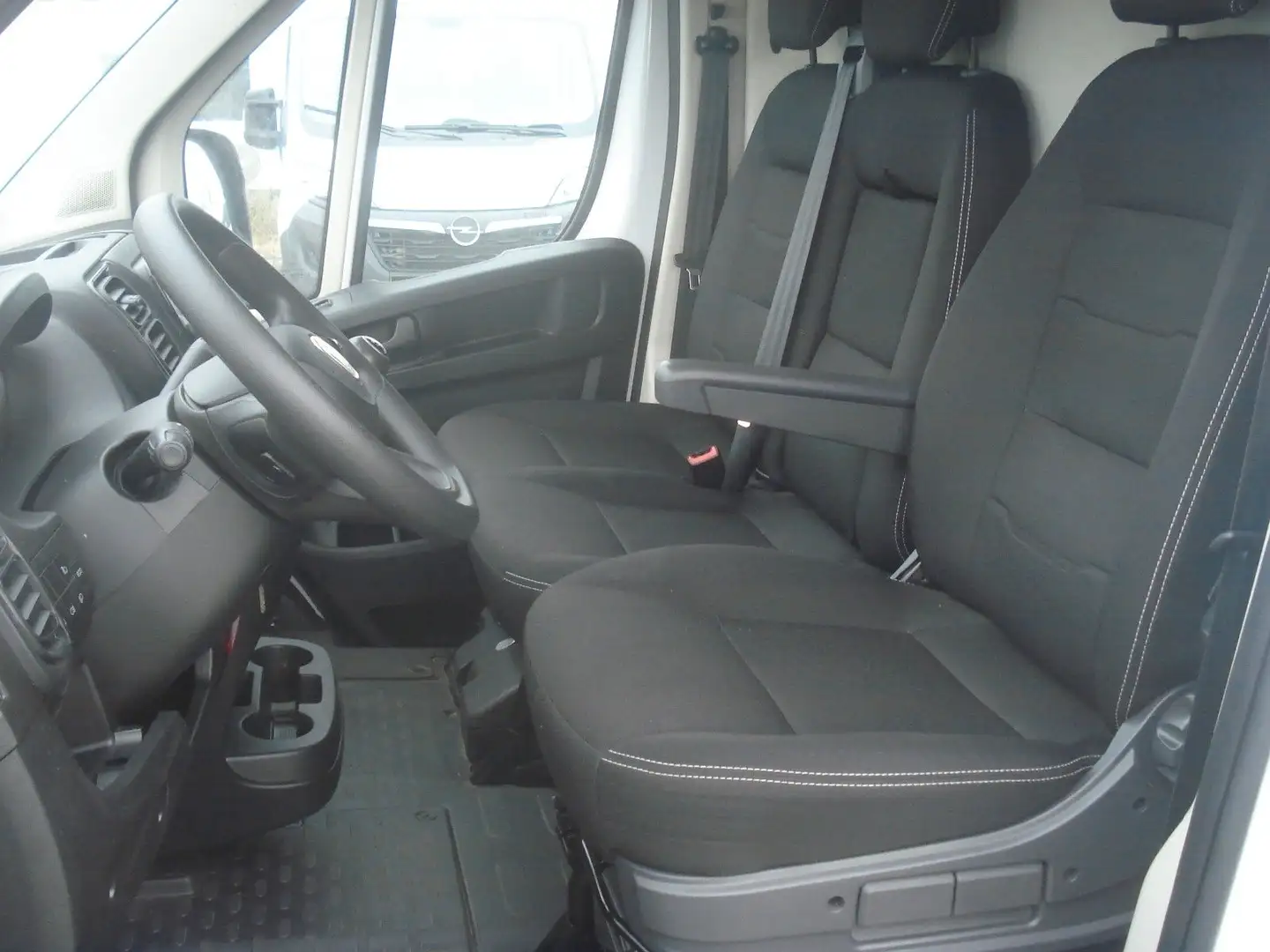 Fiat Ducato Hochr.-Kasten 33 120 L2H2 44760Km Klima Weiß - 2