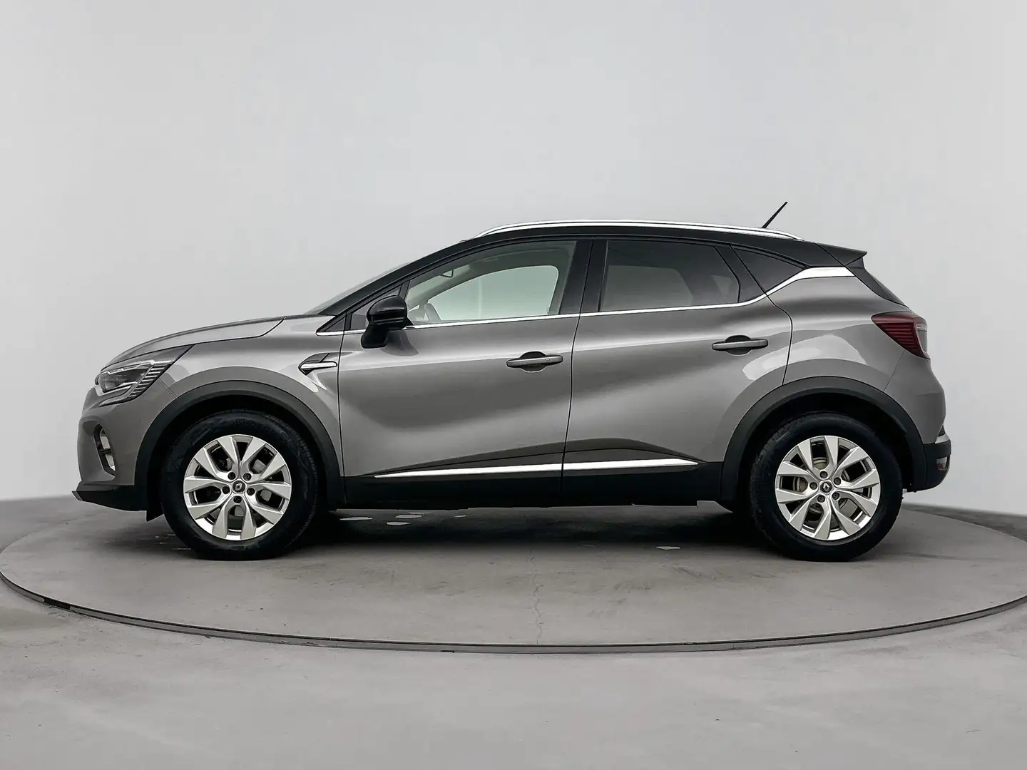 Renault Captur 1.3 TCe 130Pk Intens | Navigatie | Cruise & Climat Grijs - 2