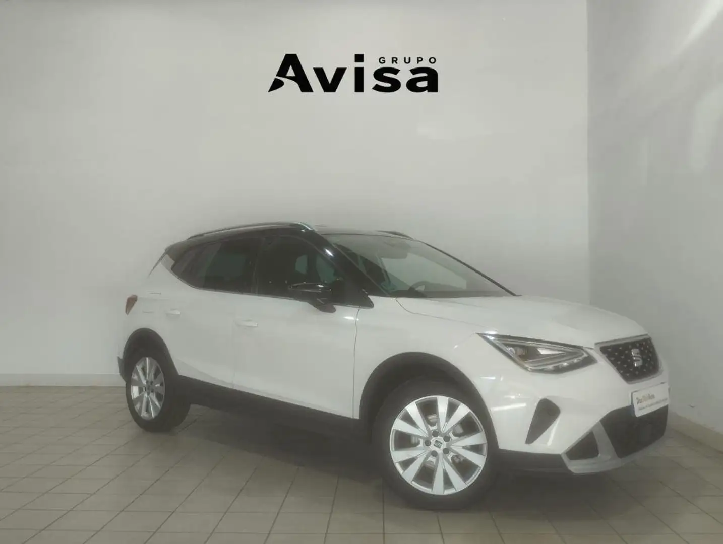 SEAT Arona 1.0 TSI S&S Xperience DSG7 XS 110 Blanco - 2