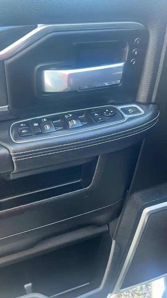 RAM 2500 снимка RAM 2500