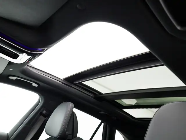 Mercedes-Benz GLC view 16