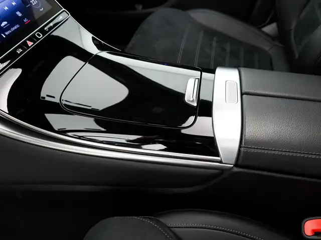 Mercedes-Benz GLC view 15