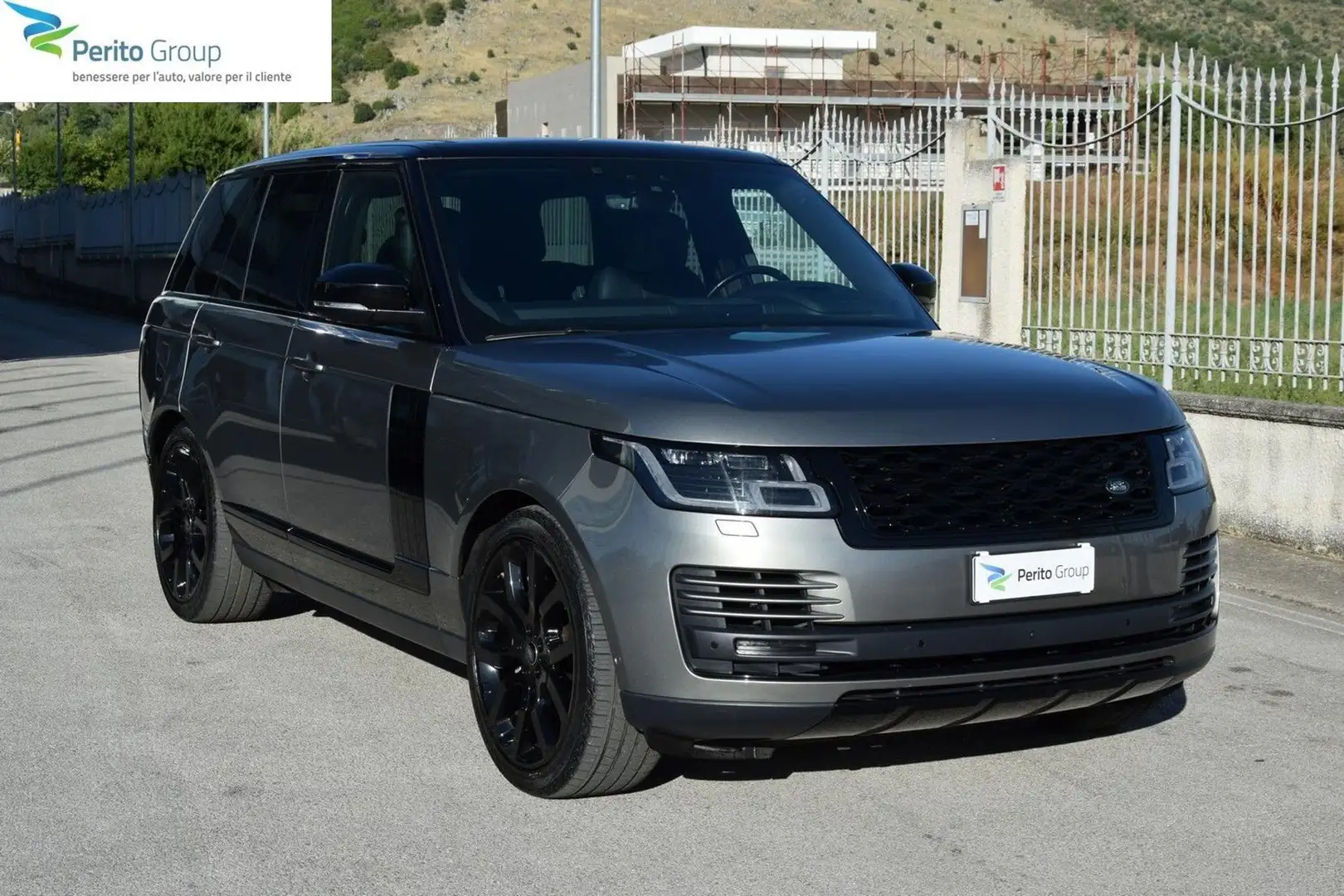 Land Rover Range Rover 3.0D l6 Vogue Grau - 1