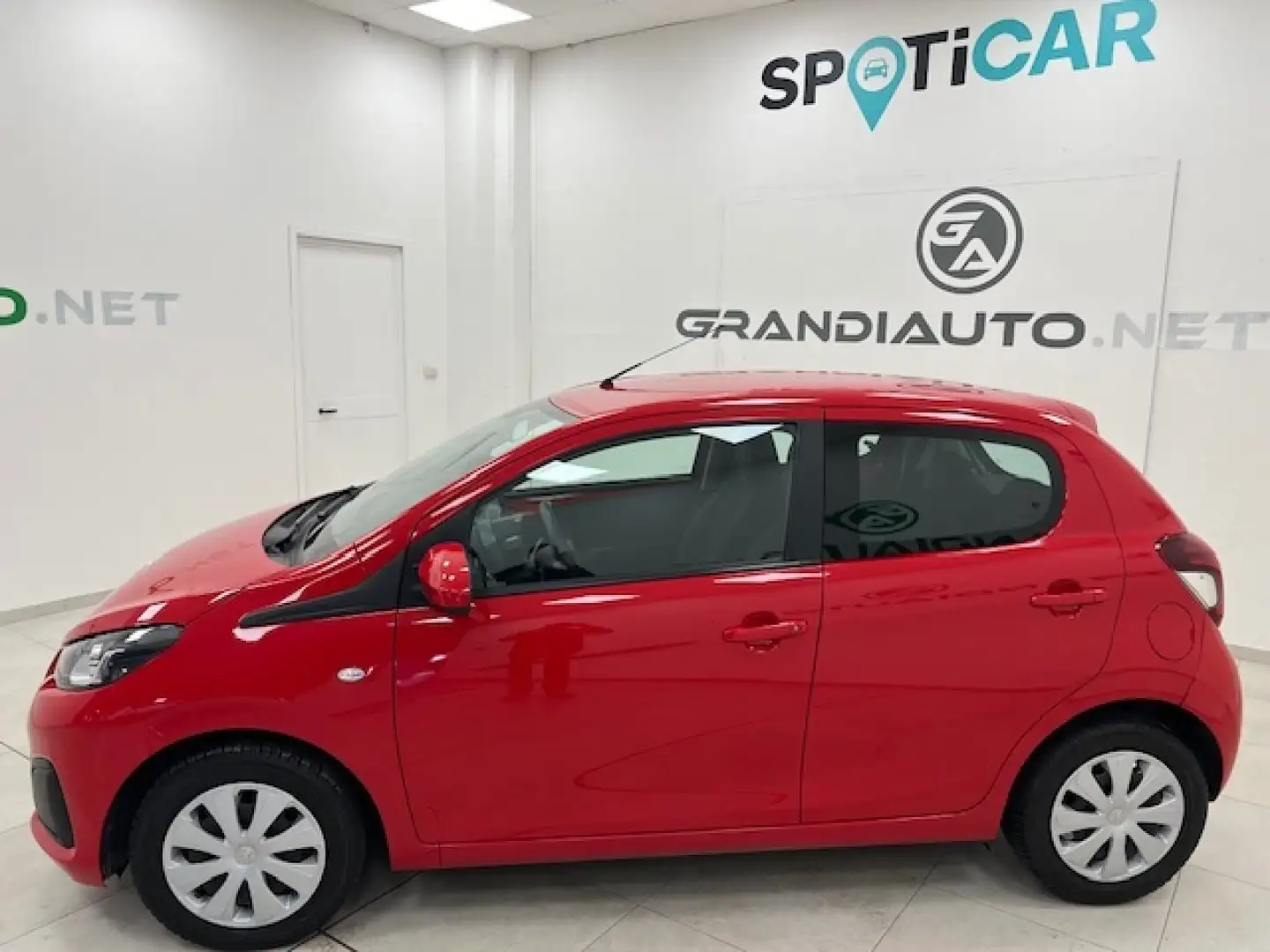 Peugeot 108 -  5p 1.0 vti Active s&s Rosso - 2