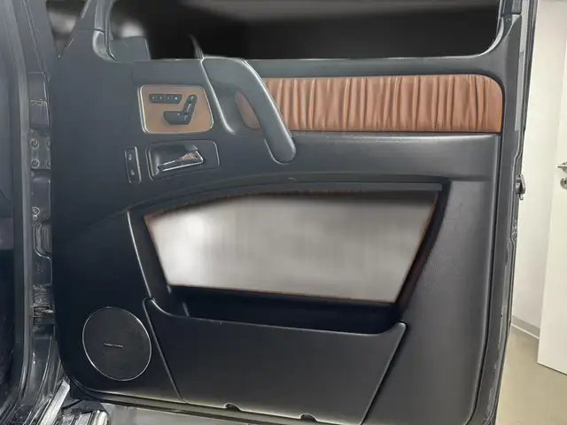 Mercedes-Benz G-Class view 14
