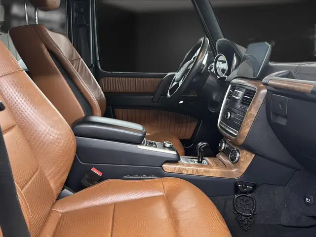 Mercedes-Benz G-Class view 8