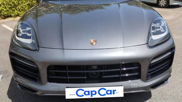 Porsche Cayenne view 20