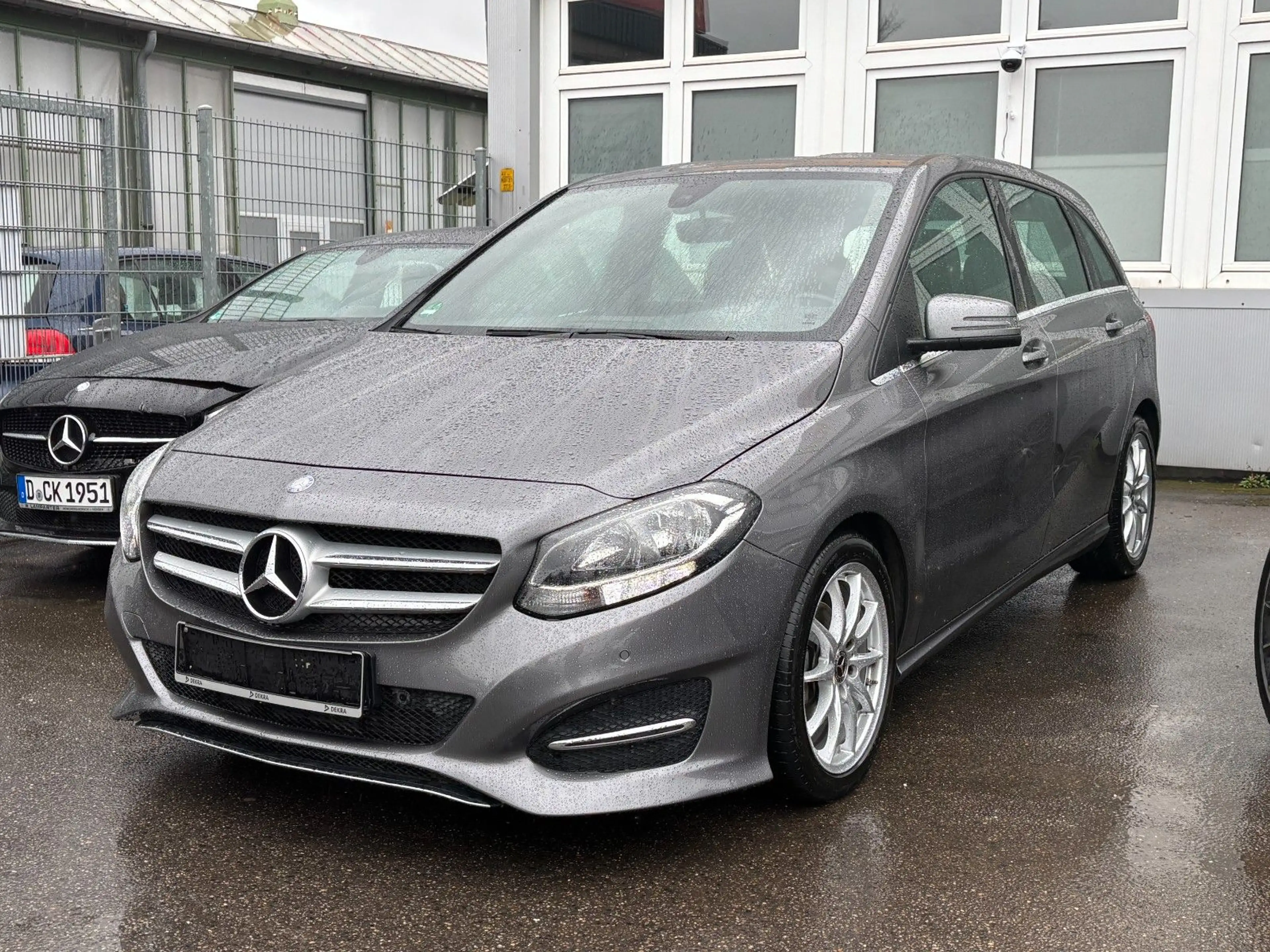 Mercedes-Benz B 180 CDI Urban Aut./Navi-Teilleder-Pdc — photo 2
