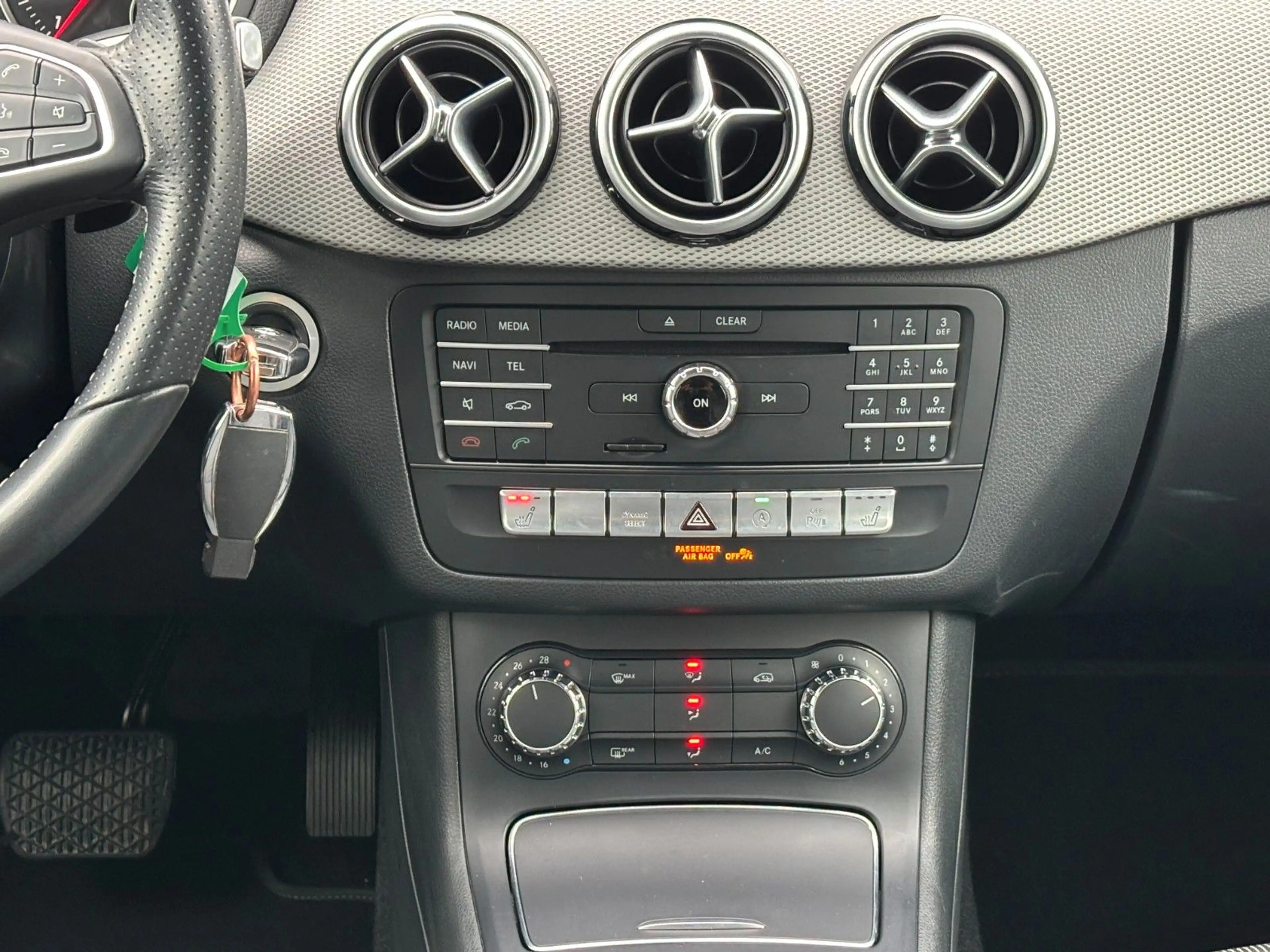 Mercedes-Benz B 180 CDI Urban Aut./Navi-Teilleder-Pdc — photo 15