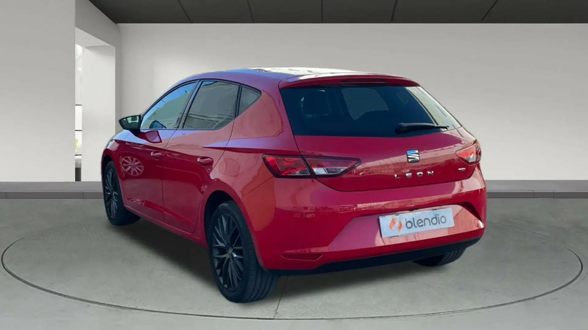 SEAT Leon 1.6 TDI 110 PS S/S STYLE 110 5P Rojo - 2
