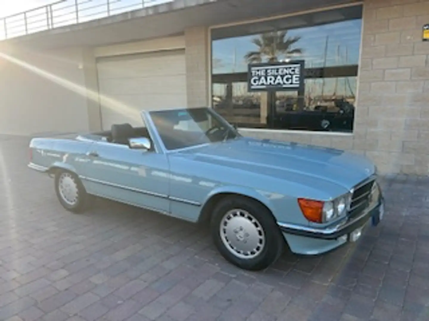 Mercedes-Benz SL 560 Grau - 1