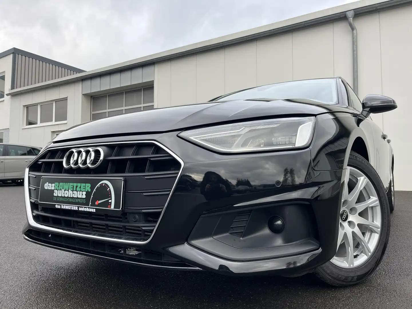 Audi A4 Avant 35 2.0 TFSI S tronic 156€ m. 20% Anzahlung Schwarz - 1