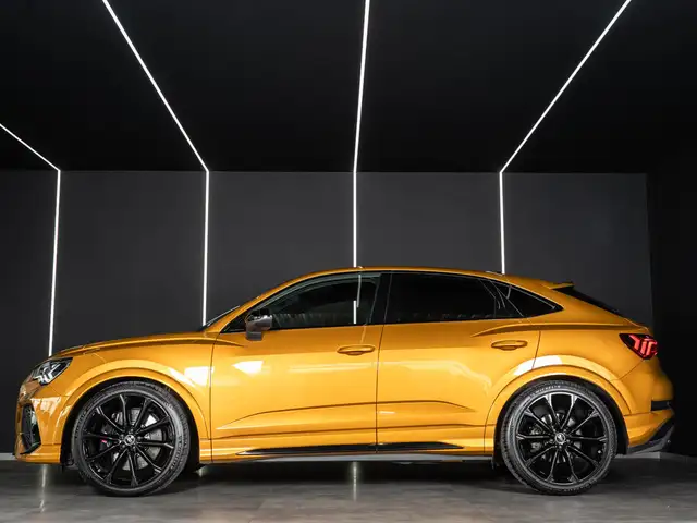 Audi RS Q3 view 7