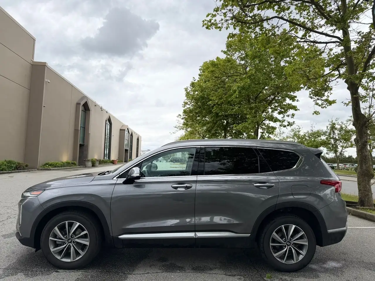 Hyundai SANTA FE photo Hyundai SANTA FE