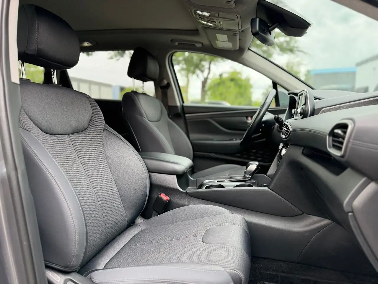 Hyundai SANTA FE photo Hyundai SANTA FE