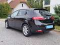 SEAT Leon Leon Reference 1,9 TDI DPF Reference Schwarz - thumbnail 3