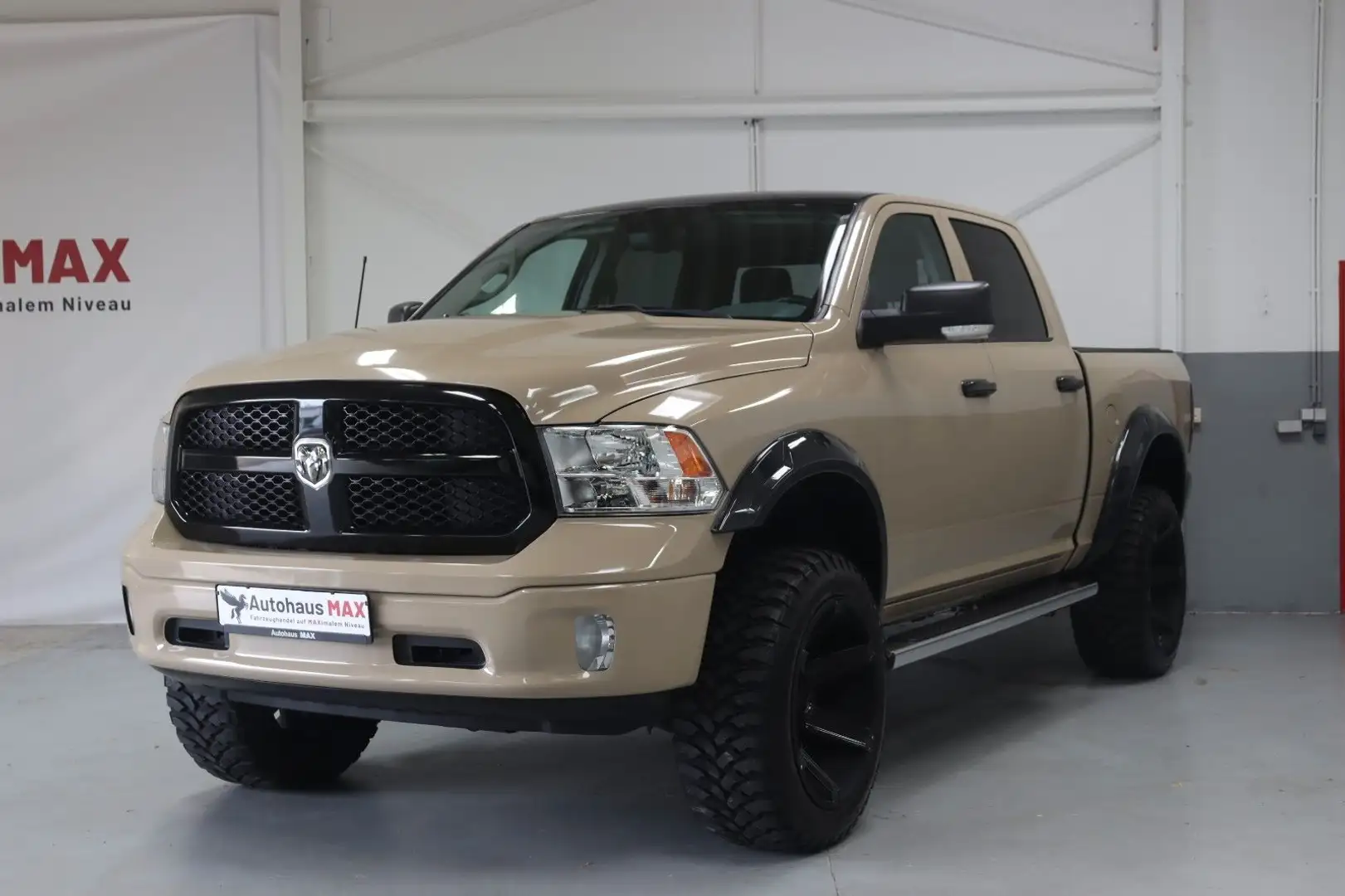 Dodge RAM 1500~Gloss Sand Folie~6 Zoll Lift Kit~LPG Czarny - 1