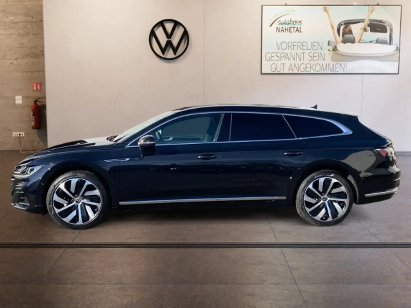 Volkswagen Arteon SHOOTING BRAKE R-LINE 2.0 TDI 19'' NAVI AHK IQ LIG Černá - 2